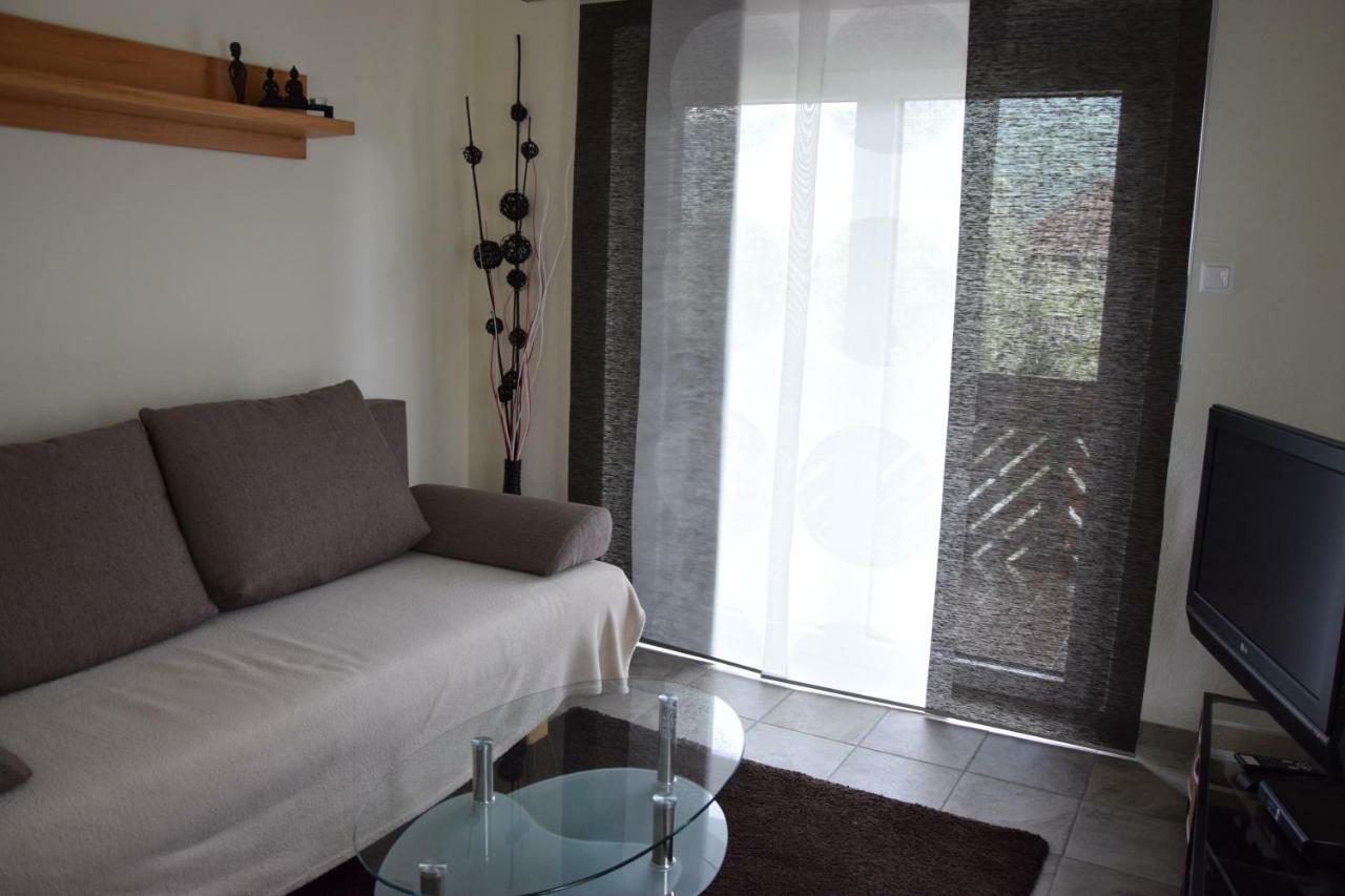 Appartement Stichauner Tschoran エクステリア 写真