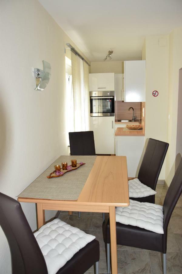 Appartement Stichauner Tschoran エクステリア 写真